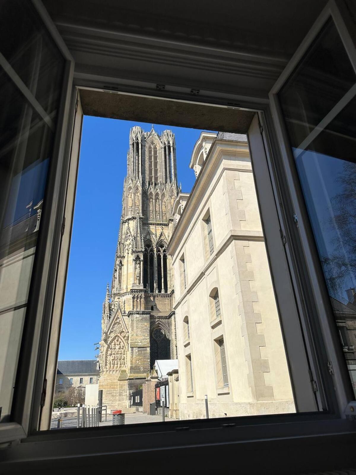 Le Petillant - Cathedrale Reims Esterno foto